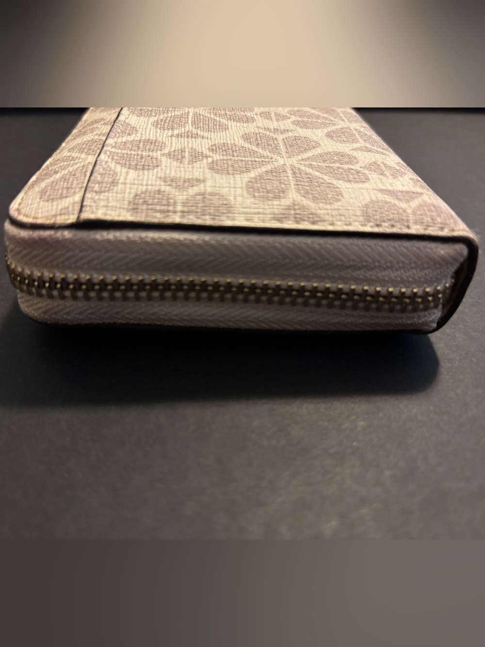 kate spade Cream and Tan Zip Around Wallet - Picture 5 of 9